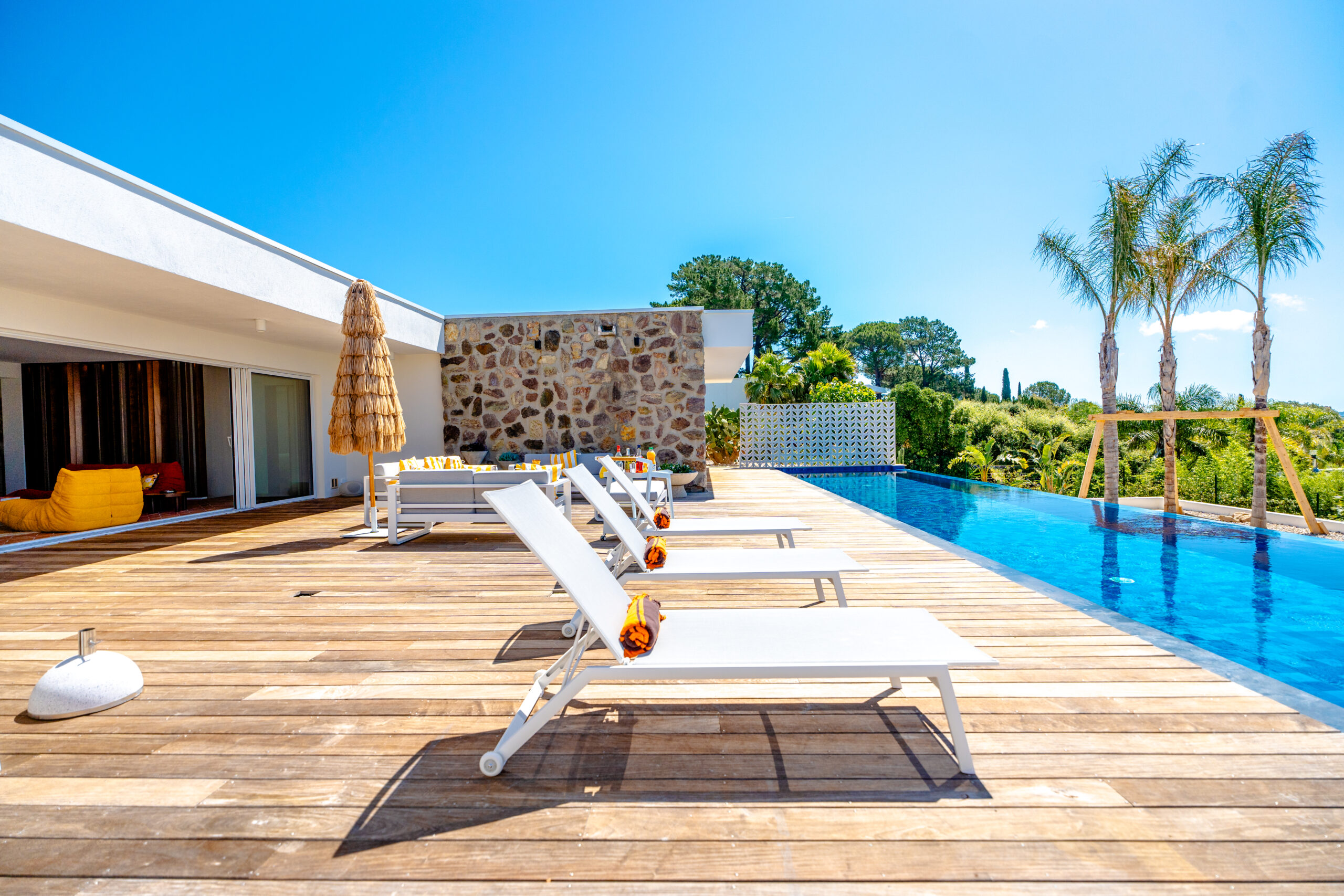 Piscine à débordement de 18 mètres de Palm Dreams