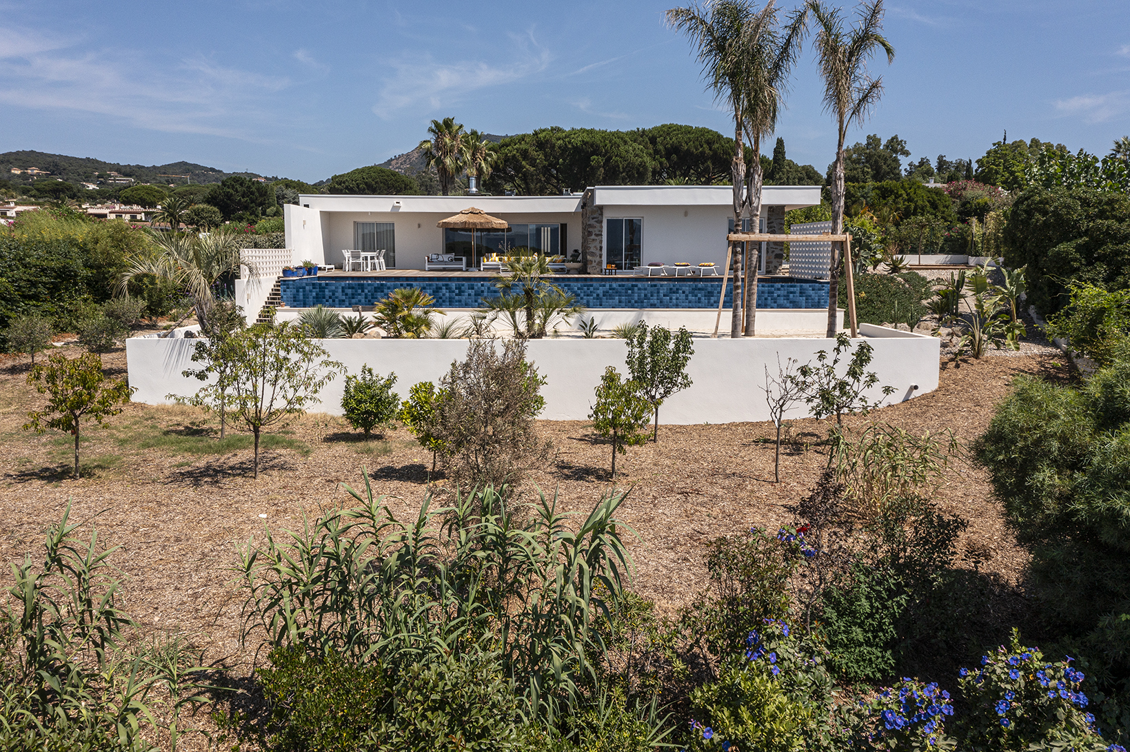 Villa à Grimaud Palm Dreams rénovée dans un esprit seventies